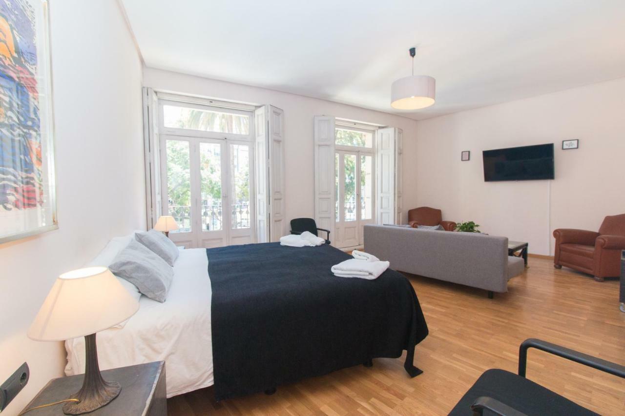 Bet Apartments - Canovas Rooms Valencia Kültér fotó